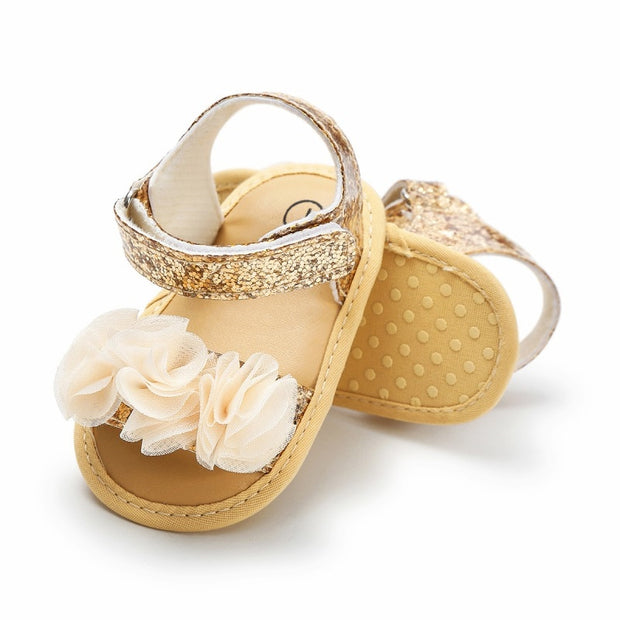 Baby-Mädchen-Sandalen mit Blumenspitze