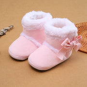 Modische Stiefel für Neugeborene